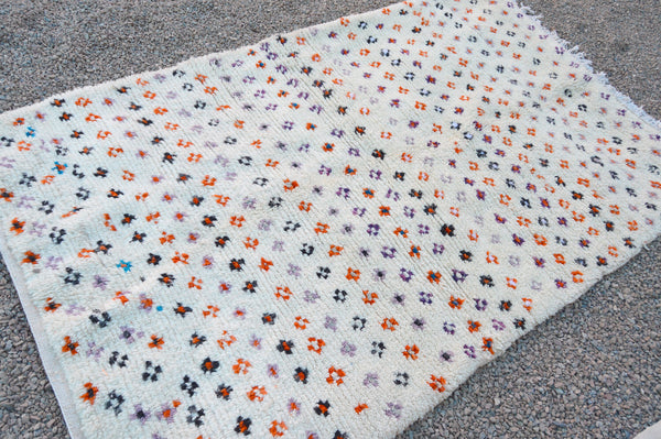 Moroccan Azilal Sheep wool rug, Boho Berber rug-Handmade gift for the home-Beni ourain Teppich-Free Shipping-White Orange Purple flowers rug